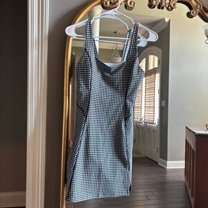 Abercrombie & Fitch YPB sculptLUX black & white active checkered dress